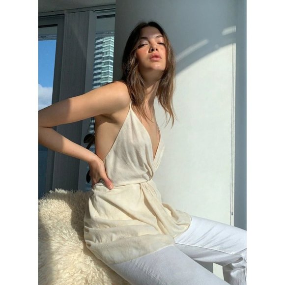 Aritzia WILFRED Pursuit Black Plaid Gauze V-Neck Twist Camisole Tank Top, Size M - Picture 14 of 16